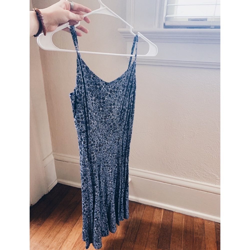 VINTAGE FLORAL SUNDRESS// SIZE S // GOOD CONDITION